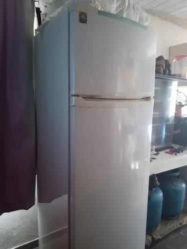 Geladeira Com defeito