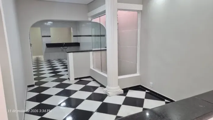 CASA A VENDA JD SAO GABRIEL 5 QUARTOSC/ SUITE