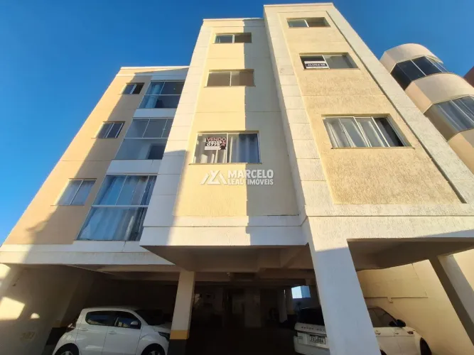 Alugo Excelente Apartamento no no Edifício Cíntia Candeias
