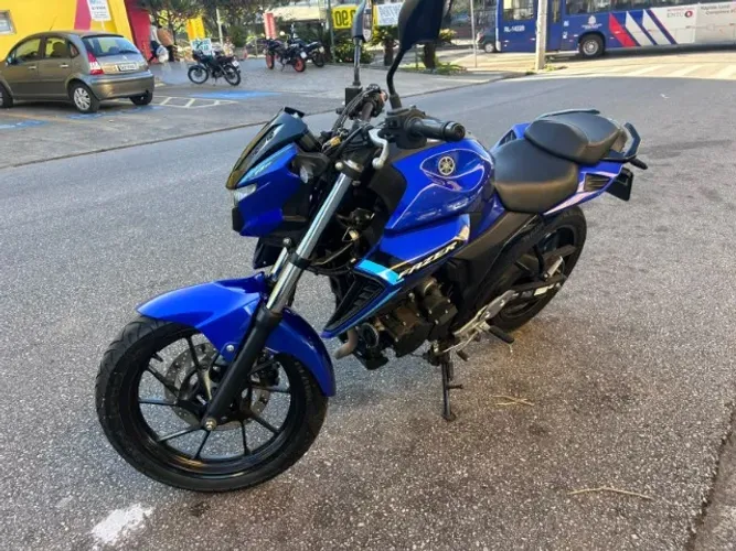 YAMAHA FZ25 250 FAZER CONNECTED