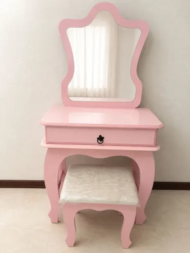 Linda Penteadeira Rosa Completa com Espelho e Banqueta