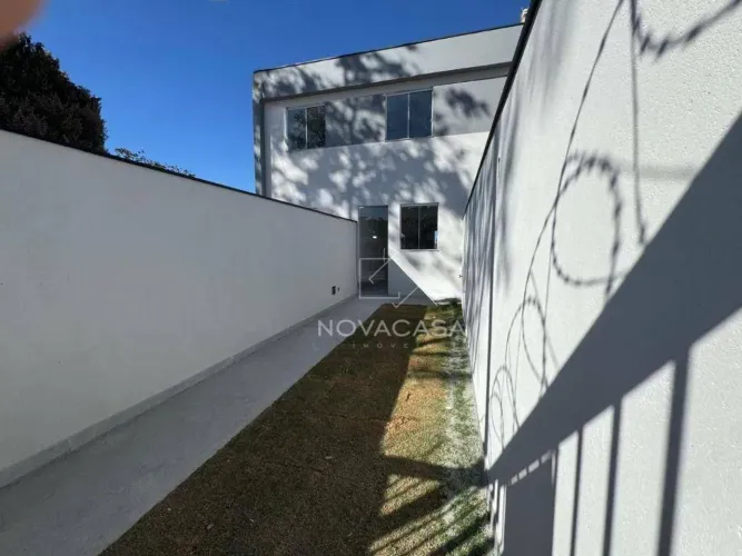 Casa com 2 dormitórios à venda, 60 m² por R$ 378.000,00 - Mantiqueira - Belo Horizonte/MG