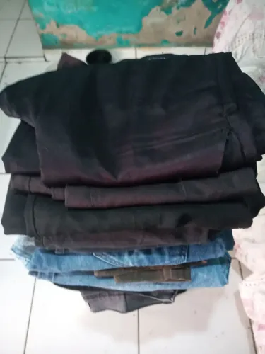 Venda de calças masculinas