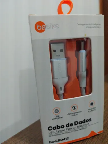 Cabo USB-A tipo C- 1 metro Novo na caixa