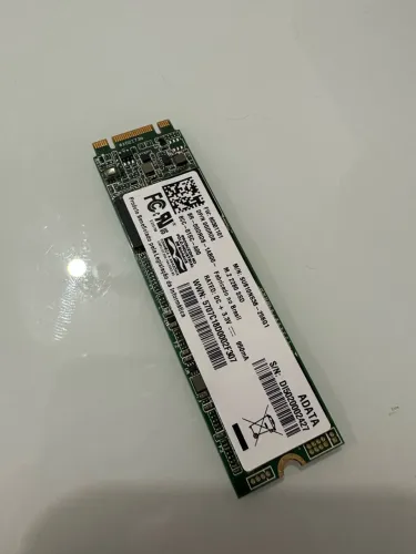 SSD ADATA 256GB M.2 2280 SATA, modelo SU810NS38-256G1.