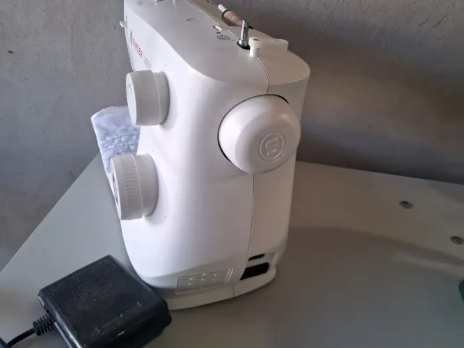 Máquina de Costura