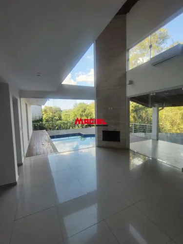 Casa Espetacular em Jambeiro excelente localização