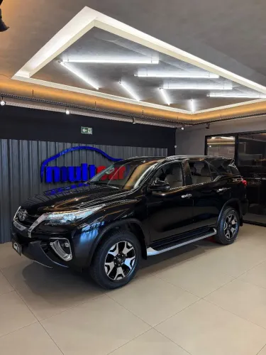 Toyota Hilux SW4 SRX Diamo. 4X4 2.8 TB DIE AUT 2020