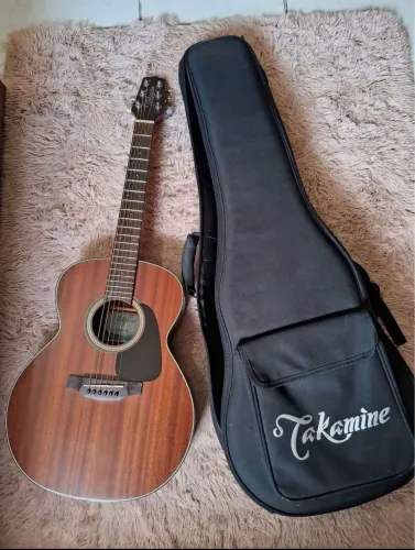 Takamine g11x me (Baby)