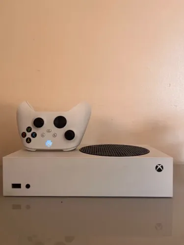 Microsoft Xbox Series S 512GB com controle sem fio