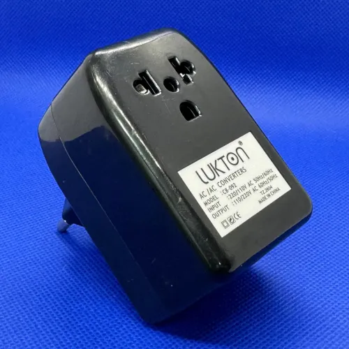 Transformador Bivolt 110V 220V e 220V 110V tomada para aparelho até 100W