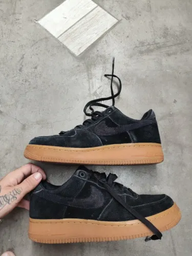 Nike Air Force 1 Original Preto tamanho 39