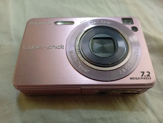 VENDO CÂMERA ANOS 2000 RELÍQUIA!