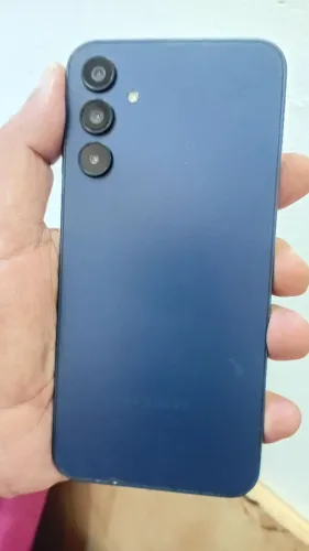 Samsung A15 5G 128GB 8 RAM 4+4 Impecável trocas só com volta em dinheiro
