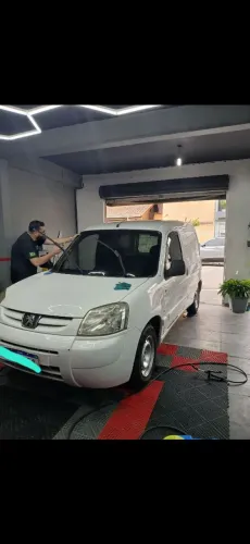 FURGÃO PRA/ AGREGAR E FRETES