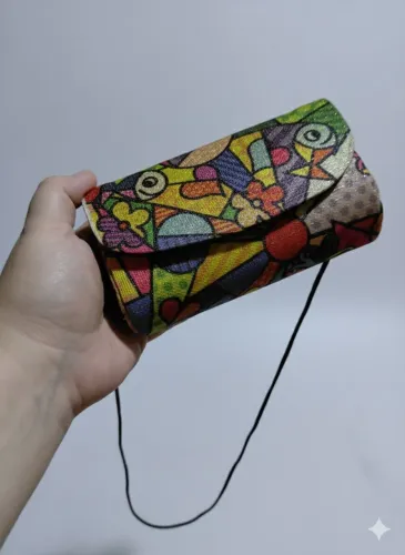 Bolsa desenhos Romero Brito 