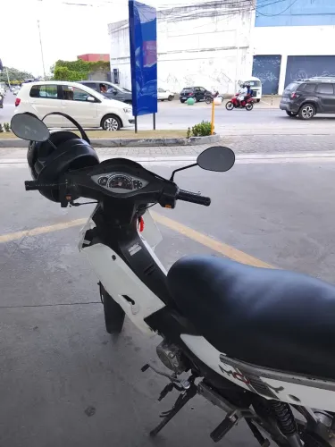 Shineray toda boa tem conversar quero uma mas potente faço bolo tbm