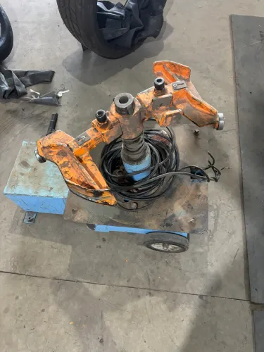 Máquina de montar pneus