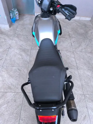 Moto RE Scram 411 seminova