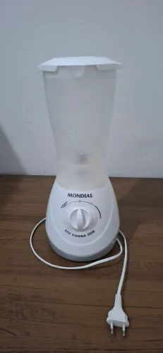 Vende Liquidificador Mondial Usado