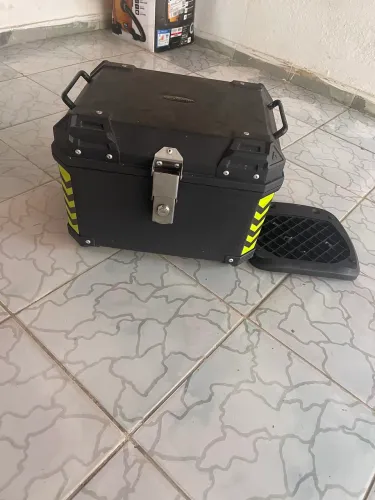 Baú de 45 litros