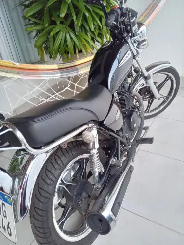 Vendo Intruder 125 2011 