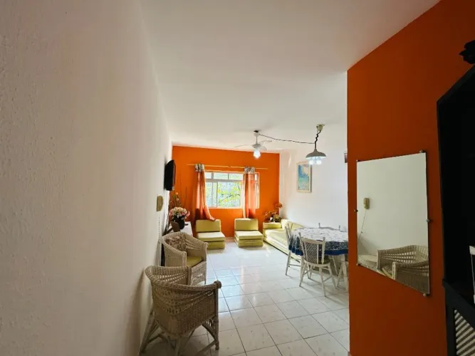 Apartamento a venda no Guarujá, Enseada região do Aquário.