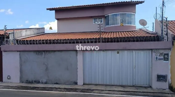 Casa com 4 dormitórios para alugar, 220 m² por R$ 5.500,00/mês - São Pedro - Teresina/PI