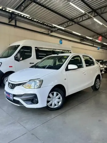 Toyota Etios X 1.3 Flex 16V 5P Mec. 2019