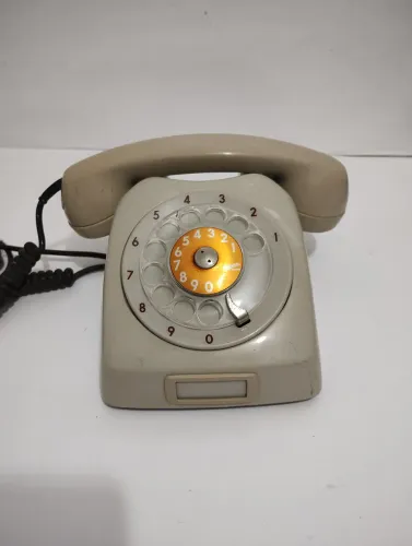 Telefone antigo