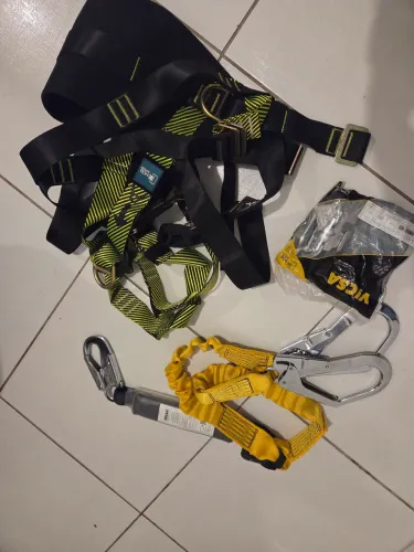 KIT DE SEGURANÇA PARA TRABALHO EM ALTURA VICSA - NOVO<br>