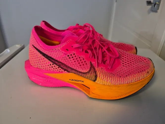 Tenis Nike Vaporfly 3 número 37