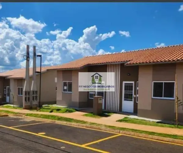 Casa com 2 dormitórios para alugar, 42 m² por R$ 990/mês - Quinta das Paineiras - Bady Bas