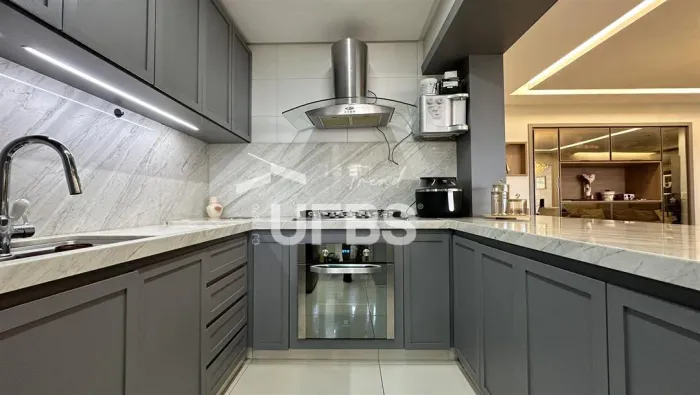 Apartamento 117 m² com 2 suítes e 2 vagas individuais no Parque Ibirapuera Park Lozandes