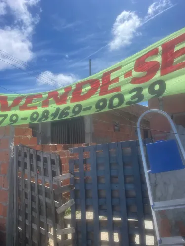 Vendo casa com terreno pra construir