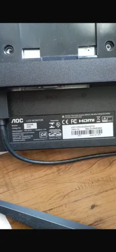 Monitor AOC retirada de peças