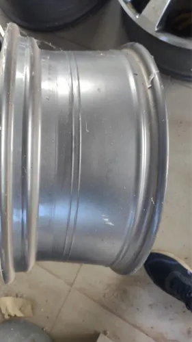 Roda ranger original aro 18 seminova sem trinca nunca foi arrumada