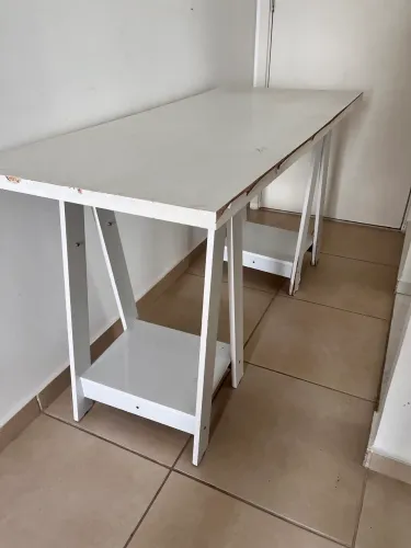 Mesa escrivaninha