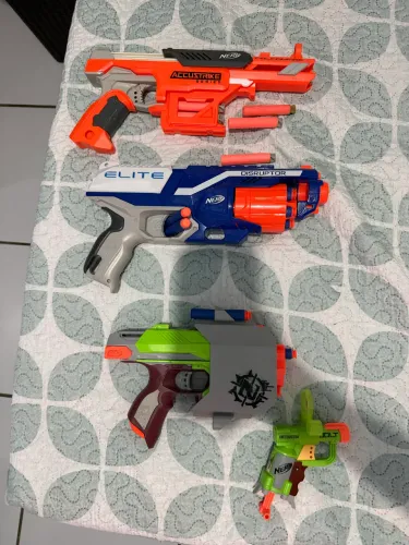 Armas Nerf de brinquedo 
