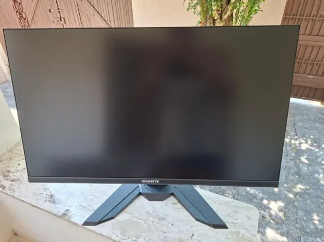 Monitor Gamer Gigabyte, 31.5 POL, QHD, 1MS, 170HZ, IPS, 120% SRGB, HDR, FREESYNC PREMIUM,
