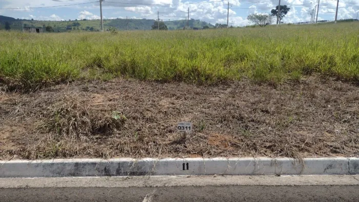 Terreno Plano 350m2 - Município Analandia SP