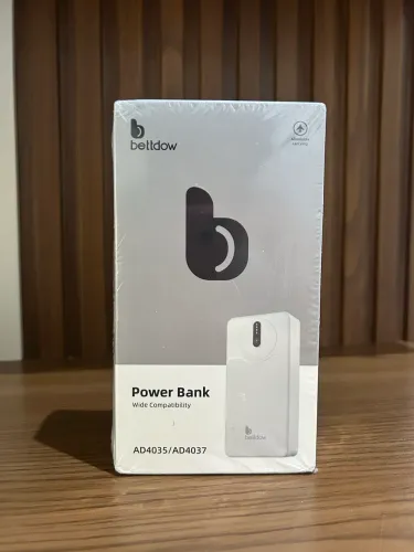 Power Bank Carregador Portátil Bettdow 20000mAh Carga Rápida - Novo LACRADO