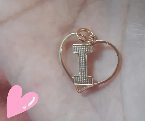 Brinco letra I, de Igreja! Semi-novo. Romanel, PV