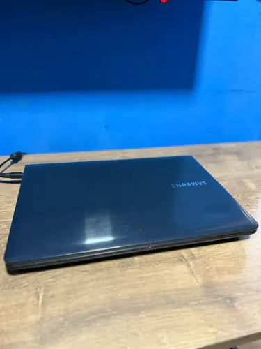 Notebook Samsung i3