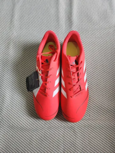 TAMANHO 44 FUTSAL ORIGINAL ADIDAS NOVA NA CAIXA 