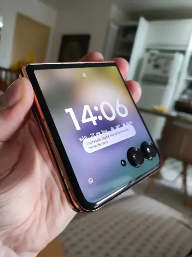 Motorola Razr 50 Ultra zerado oportunidade 