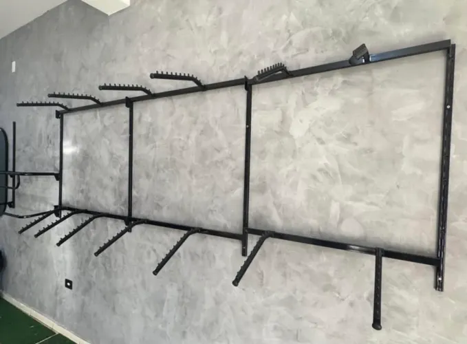 Arara para loja de roupa