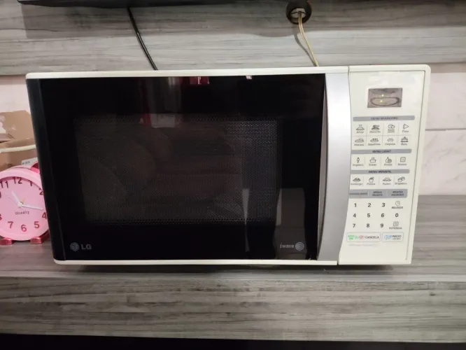 Microondas LG,30L,110V, entrego e dou garantia