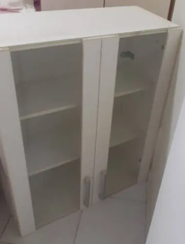 Armário PVC E VIDRO