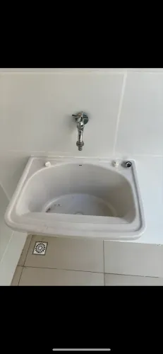 Tanque de lavar roupa DECA 